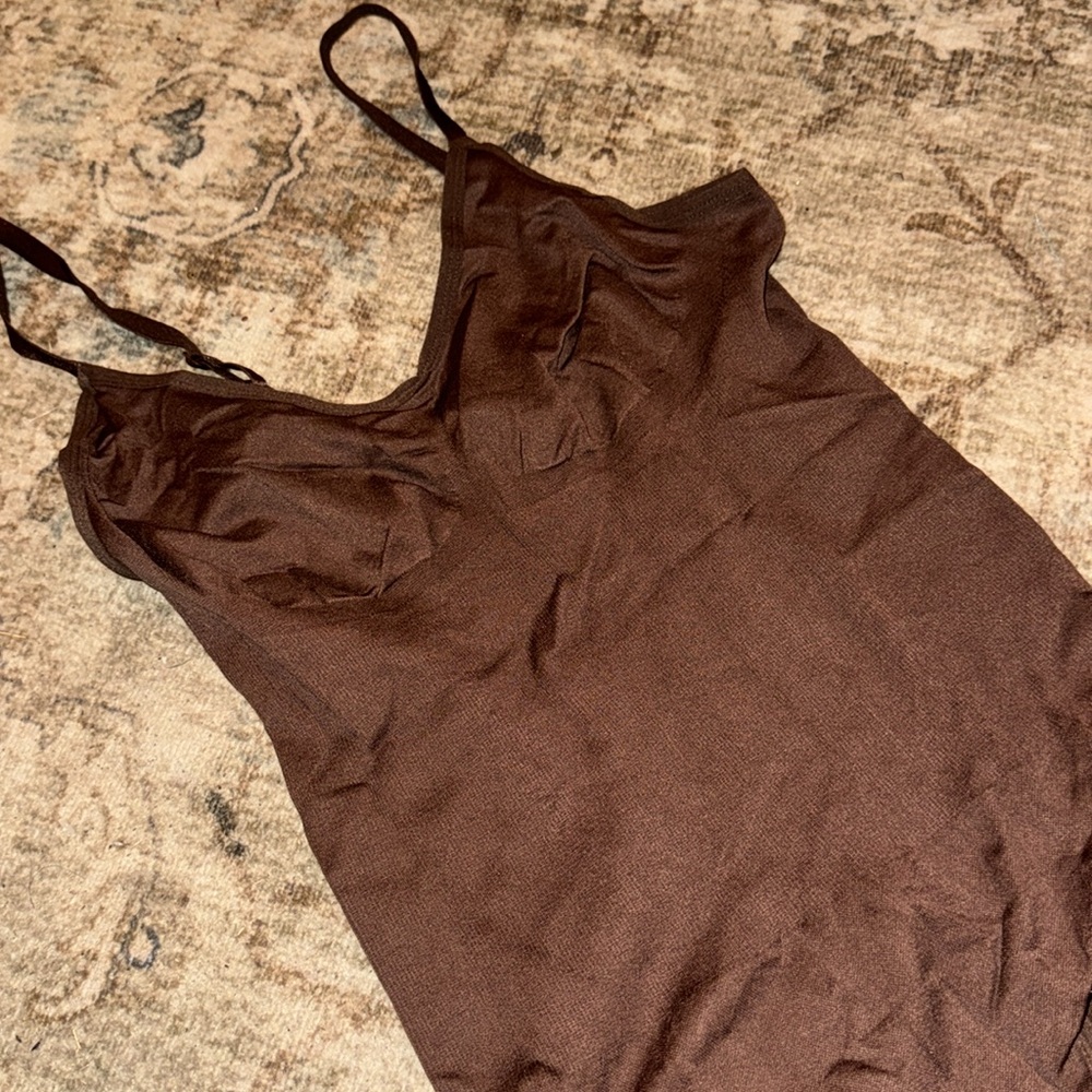 Seamless Brown Bodysuit - Picture 5 of 9